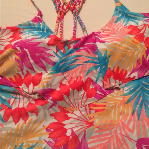 Tankini - Picture 2 of 4